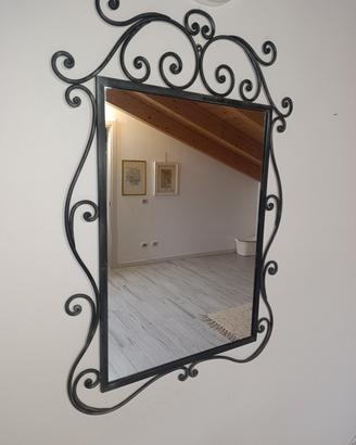 Specchio in ferro battuto