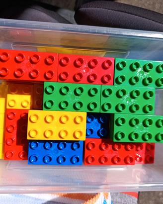 Lego formato grande 
50 pezzi circa 