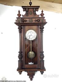 176430 Antico orologio a pendolo funzionante