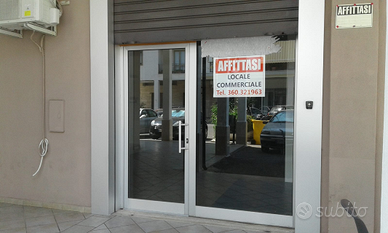Locale commerciale POLICORO corso Siris