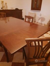 Tavolo quadrato allungabile