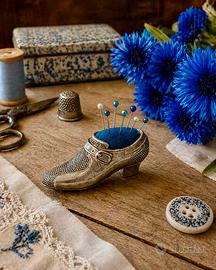 Scarpetta vintage puntaspilli metallo anni 50