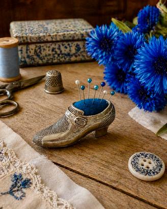 Scarpetta vintage puntaspilli metallo anni 50