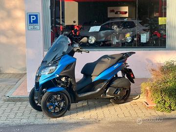Piaggio Mp3 310 hpe Sport in promo