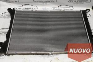 Radiatore Audi A4 - A5 - A6 - Q3 - Q5 8UD121251