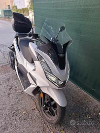 scooter honda pcx 125cc 