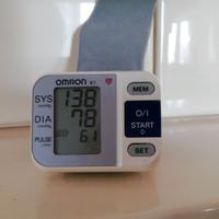 Misura pressione da polso Omron