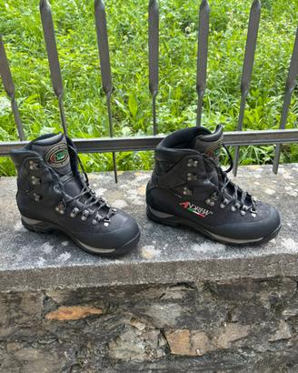 Scarponi Trekking/Caccia.  Andrew-Simpatex-Vibram