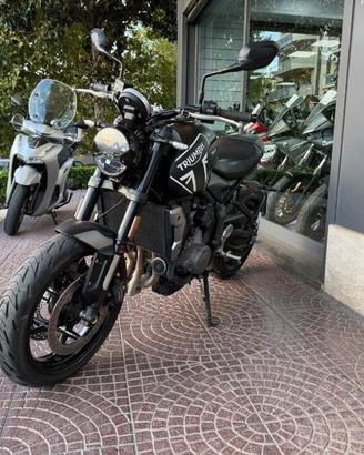 TRIUMPH Trident 660 TUTTO INCLUSO ANCHE PASSAGGI