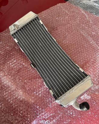 Radiatore per Yamaha TMax