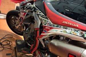 Cfr 450 pronto pista