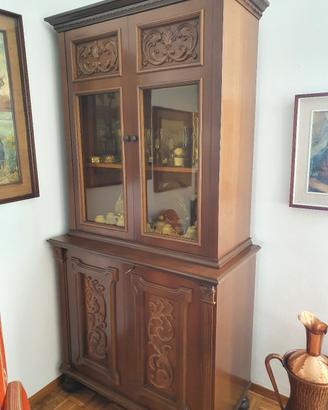 Mobile credenza