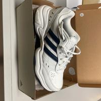 Scarpe adidas training