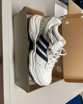 Scarpe adidas training