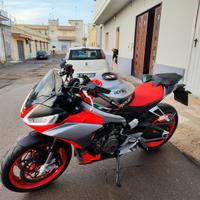 Aprilia Tuono 660 – Perfetta, pronta all’uso!