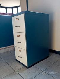 Classificatore in metallo - a tre cassetti –