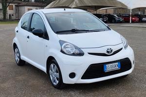 Toyota Aygo 1.0 12V VVT-i 5 porte Active Connect