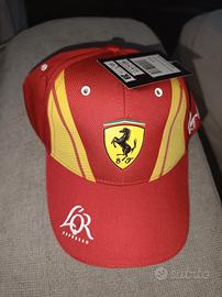 cappello Ferrari 
