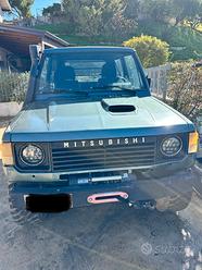 Mitsubishi Pajero L040