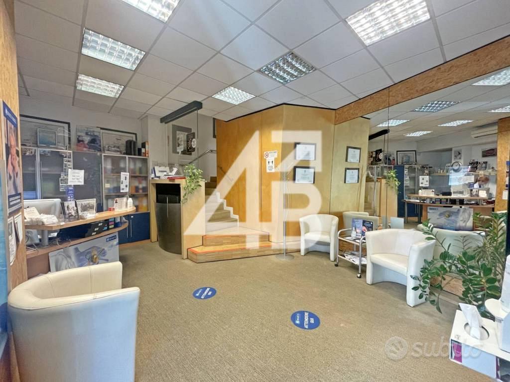 Immobile di 190 m² con più di 5 locali a Trieste - Vista 4