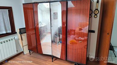 Armadio Vintage anni '50/'60 in legno lucido