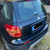 Ricambio carrozzeria e interni Fiat sedici 16