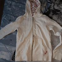 felpa  loacker bianca con toppe scritta e foto 