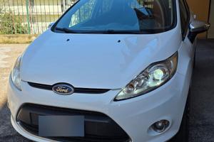 Ford fiesta benzina anno 2010