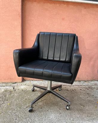 Poltrona vintage su ruote – design anni '70