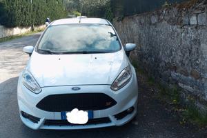FORD Fiesta 6ª serie - 2014