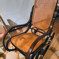 Sedia a dondolo Thonet