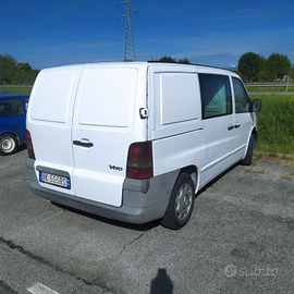 Furgone Mercedes vito w638 110 CDI anno 2000