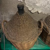 Damigiane varia misura