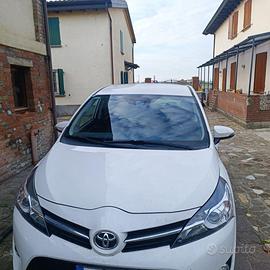 toyota verso 16 businness