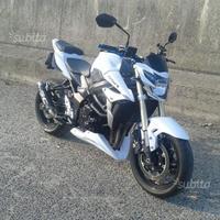 Puntale suzuki Gsr 750