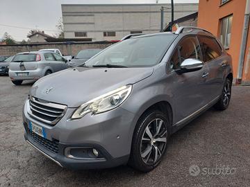 PEUGEOT 2008 1.6 HDI 115 cv *OK NEOPATENTATI*