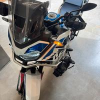 Meravigliosa CRF Honda Africa Twin 1100 ABS DCT