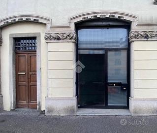NEGOZIO A BERGAMO