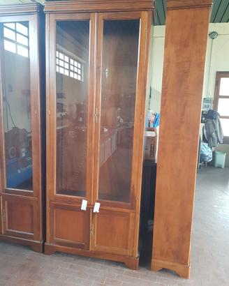Arredamento mobili legno
