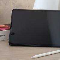 Apple 2021 iPad Pro + Apple Smart Folio+ Apple pen