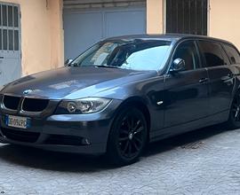 BMW Serie 3 E91 Touring 320i (Trattabile)