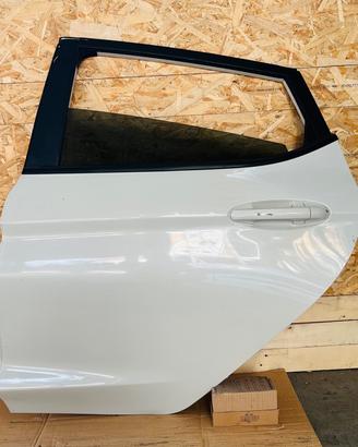 Porta posteriore sinistra Ford Fiesta