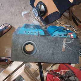 impianto audio macchina 