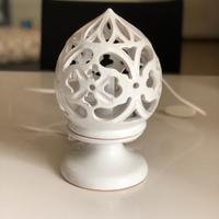 Lampada in ceramica bianca
