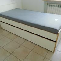 Letto Ikea con cassettone estraibie/secondo letto