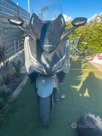 Honda forza 350