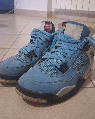 Air Jordan 4 Retro "University Blue"
