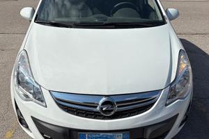 Opel Corsa 1.3 5 porte 75CV Neopatentati