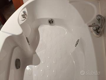 Vasca idromassaggio Jacuzzi