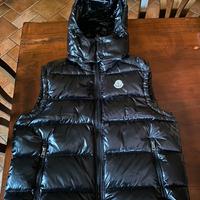 Smanicato moncler